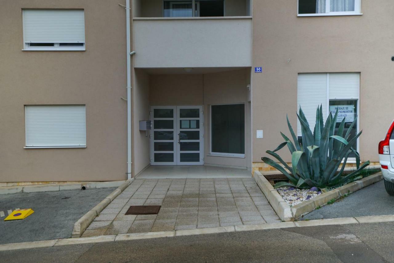 Apartman Reno Задар Екстериор снимка